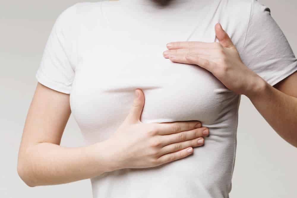 乳頭の大きさを気にする女性